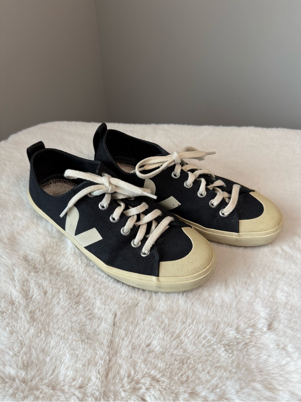 Veja Nova Women’s Black Canvas Sneakers with Cream Accents *No Insoles